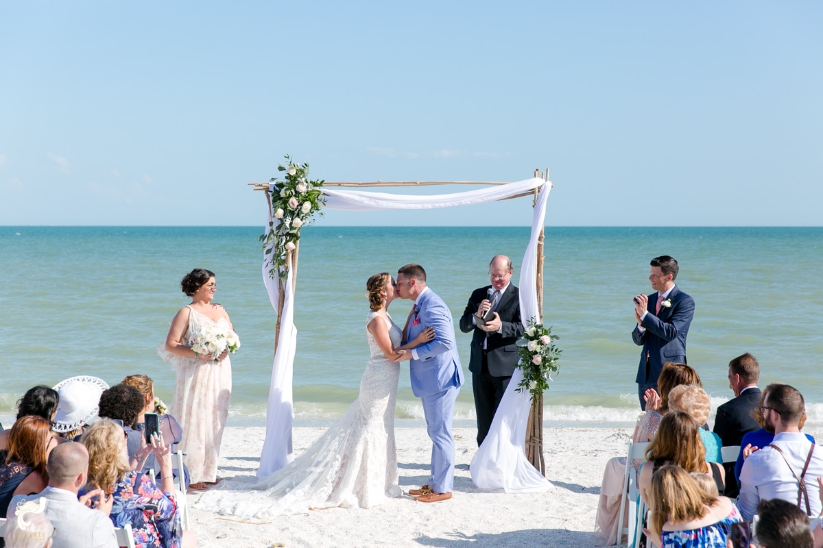 beach wedding ceremony gulf of mexico