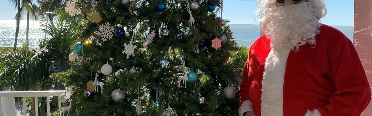 santa with tree sundial resort sanibel island christmas 2020