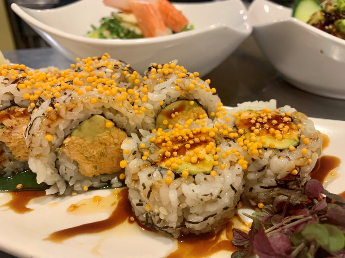 sundial shima restaurant slammin salmon roll sushi